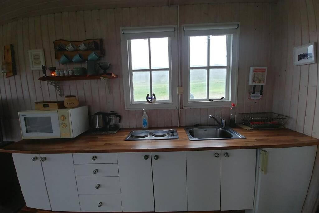 Cosy Cottage-Alfabakki-With Hot Tub Stori-Bakki Εξωτερικό φωτογραφία