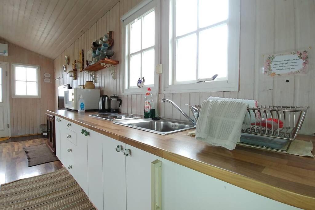 Cosy Cottage-Alfabakki-With Hot Tub Stori-Bakki Εξωτερικό φωτογραφία